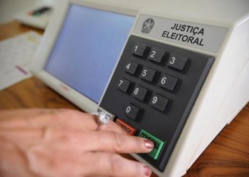 (FOTO: FÁBIO RODRIGUES POZZEBOM/ AGÊNCIA BRASIL)