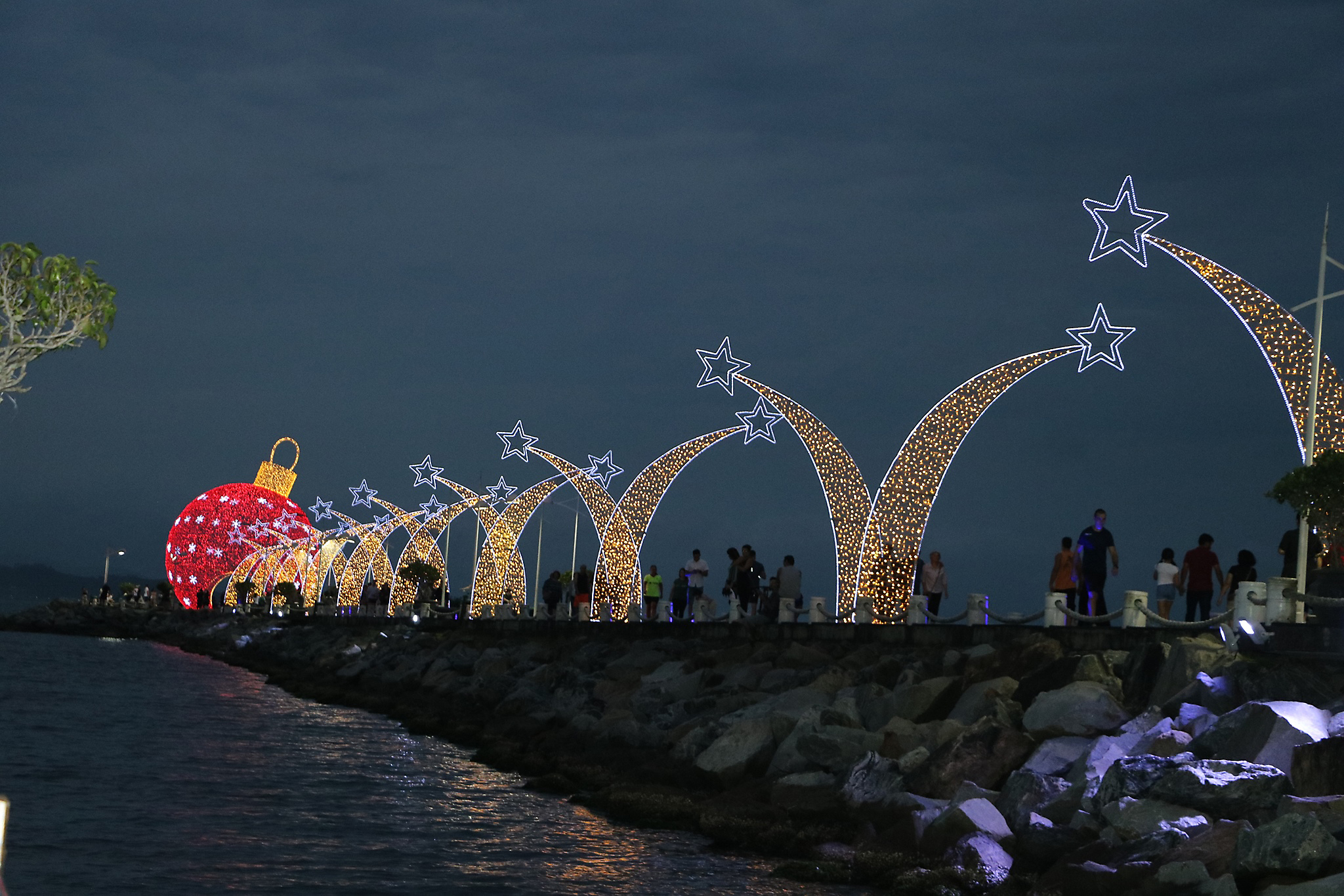 Abertura do Natal de Balneário Camboriú será no sábado com corais e Papai  Noel