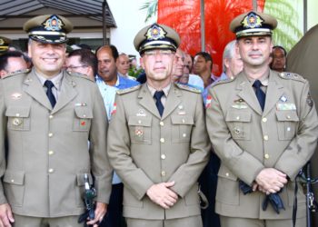 Tenente-coronel Alexandre Coelho Vieira, Comandante Geral da Polícia Militar de Santa Catarina Carlos Alberto de Araújo Gomes Junior e Tenente-Coronel Evaldo