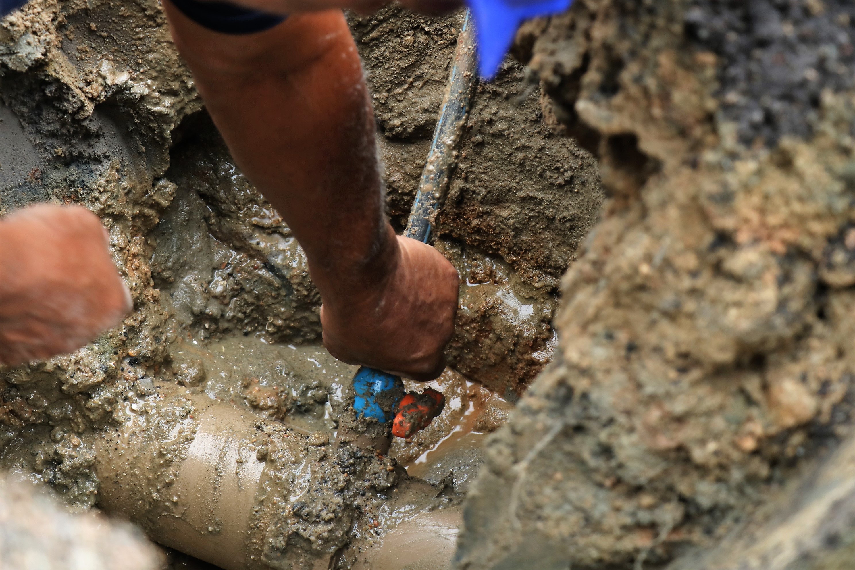 Deteccao De Vazamento De Agua Vazamento de água - Saiba como identificar e comunicar à Emasa