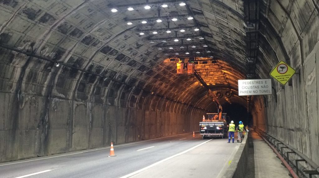 Foto arquivo. Túnel do Morro do Boi será bloqueado para obras na madrugada de domingo (10)