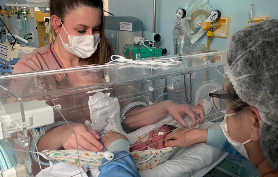 La unidad de cuidados intensivos neonatales de Ruth Cardoso es un referente