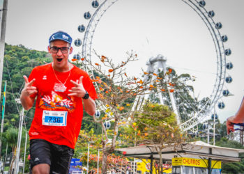 Tradicional prova do calendário de corridas de Santa Catarina terá provas de 5 km, 10 km e 21 km entre os dias 15 e 16 de abril - Fotos: Foco Radical/Corre Brasil