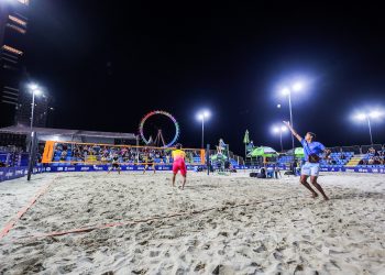 Conhecidas as duplas classificadas pelo Qualyfing, terceiro dia de disputas na estrutura montada na Praia Central terá as grandes estrelas da modalidade em ação - Foto: Cristiano Andujar