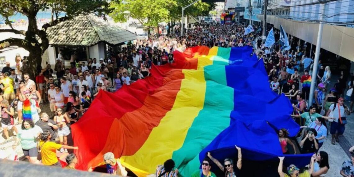 Divulgação / Associação da Parada da Diversidade de Balneário Camboriú — APDBC